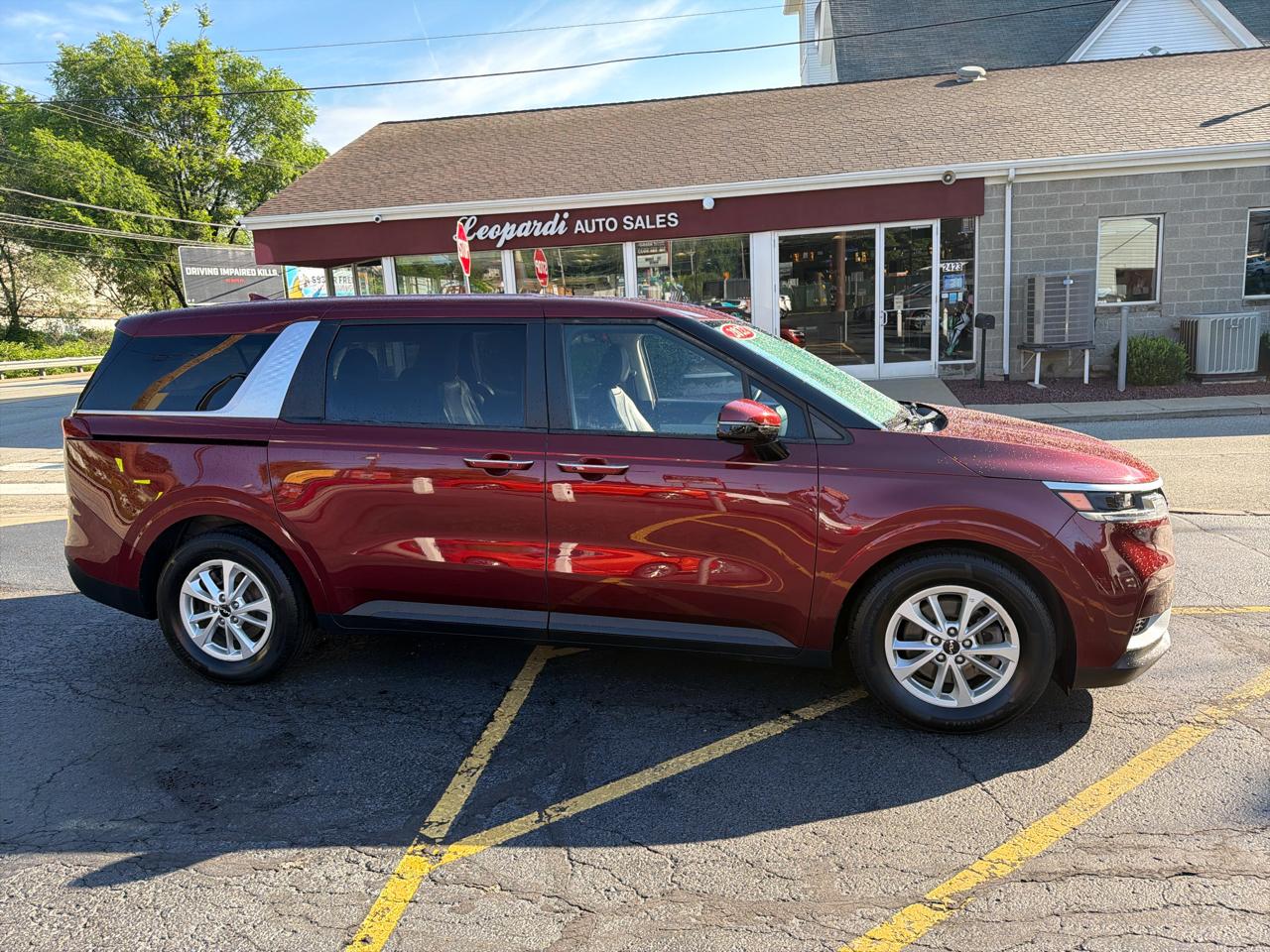 Kia Carnival LXS FWD 2022