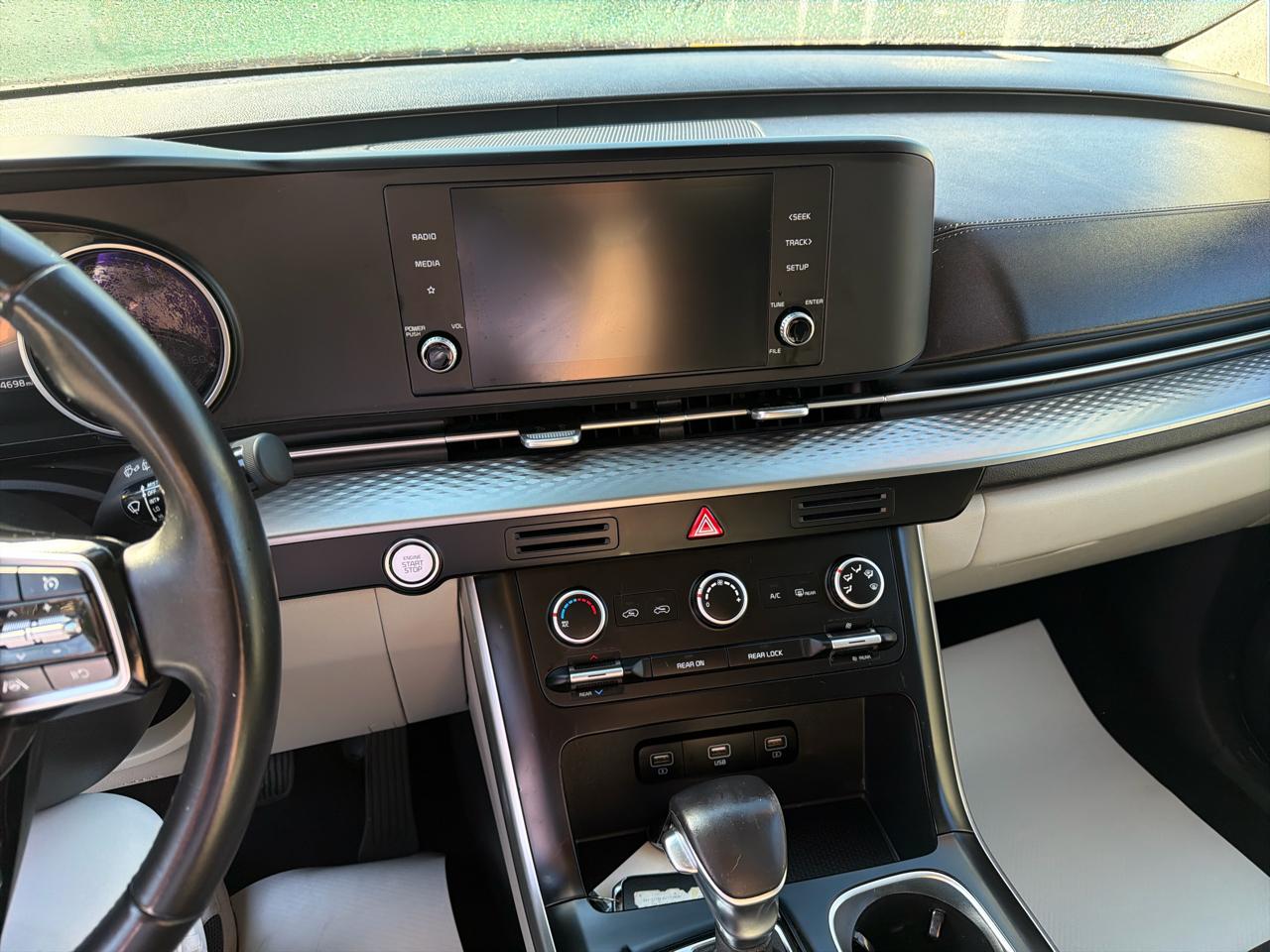 Kia Carnival LXS FWD 2022