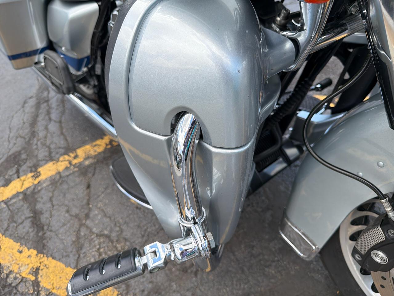 Harley-Davidson Road Glide Ultra  2011