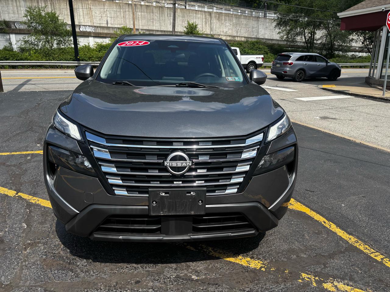 Nissan Rogue FWD SV 2024