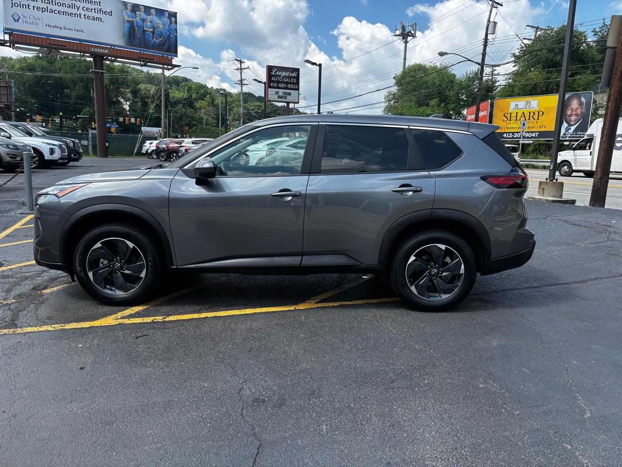 Nissan Rogue FWD SV 2024