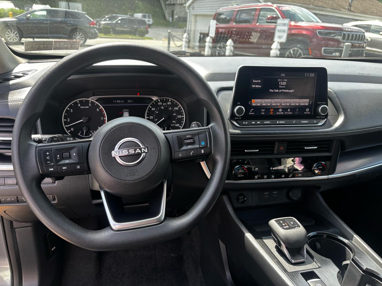 Nissan Rogue FWD SV 2024