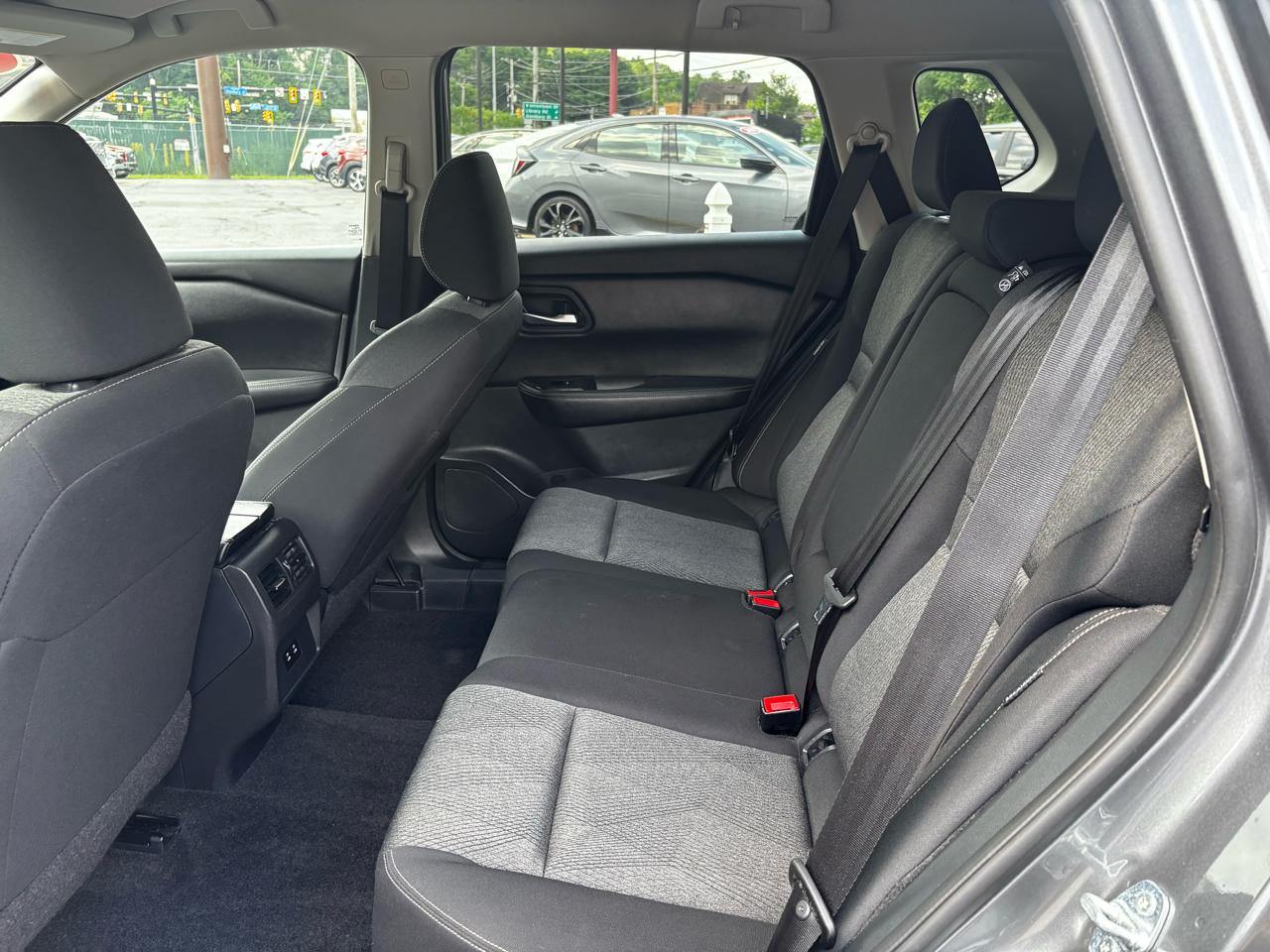 Nissan Rogue FWD SV 2024