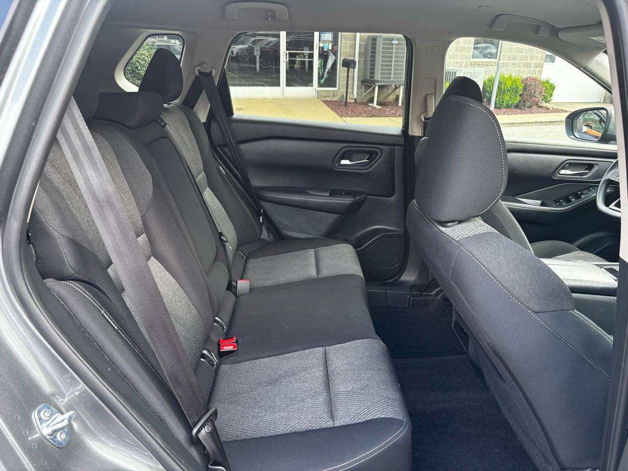 Nissan Rogue FWD SV 2024