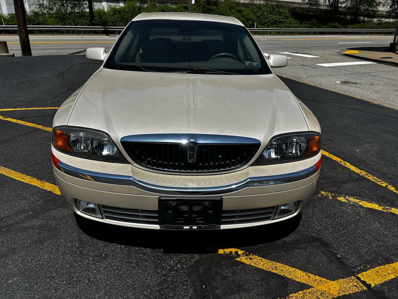 Lincoln LS 4dr Sdn V6 Auto w/Sport Pkg 2001