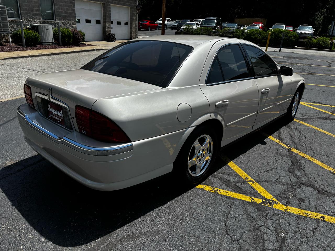 Lincoln LS 4dr Sdn V6 Auto w/Sport Pkg 2001