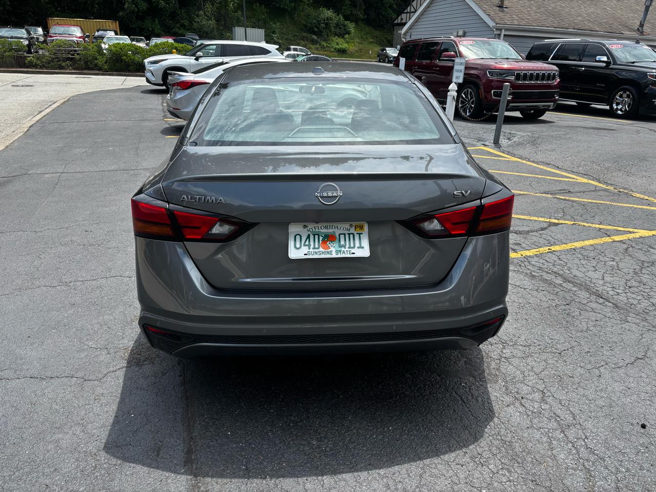 Nissan Altima 2.5 SV Sedan 2024