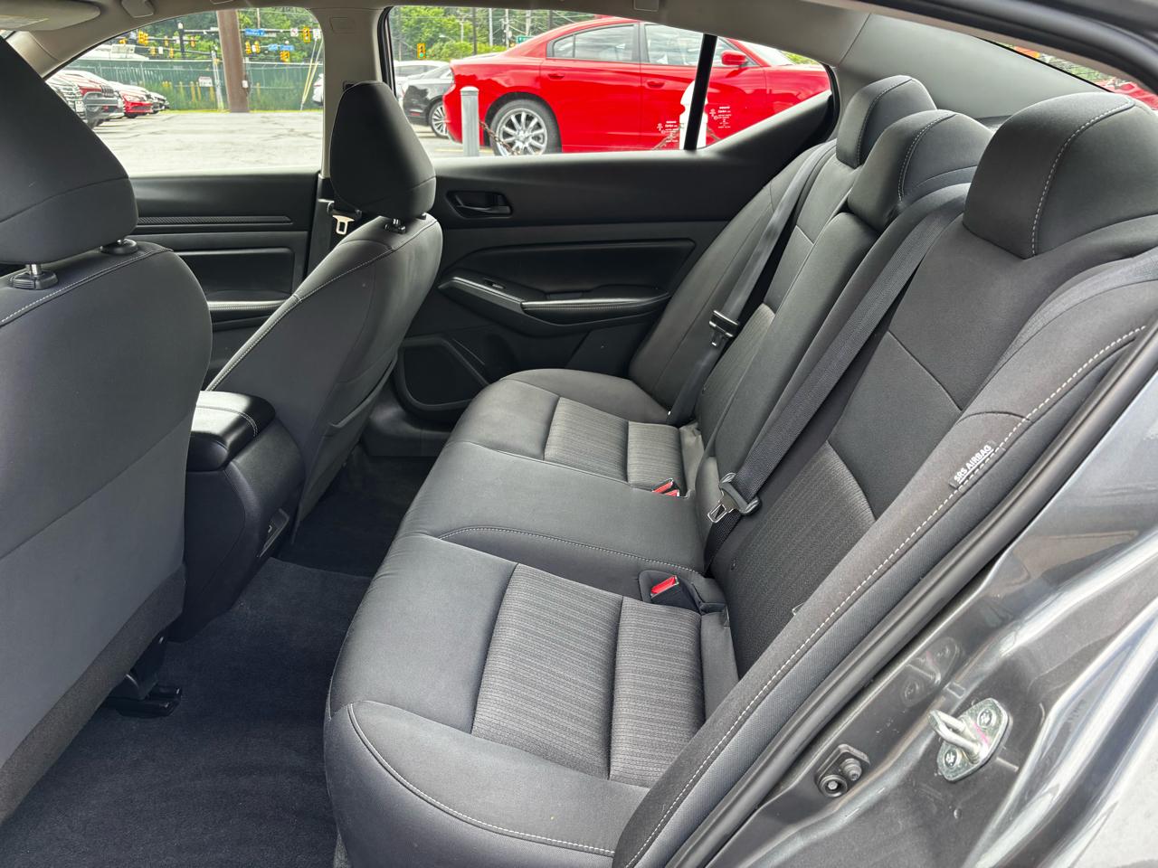 Nissan Altima 2.5 SV Sedan 2024