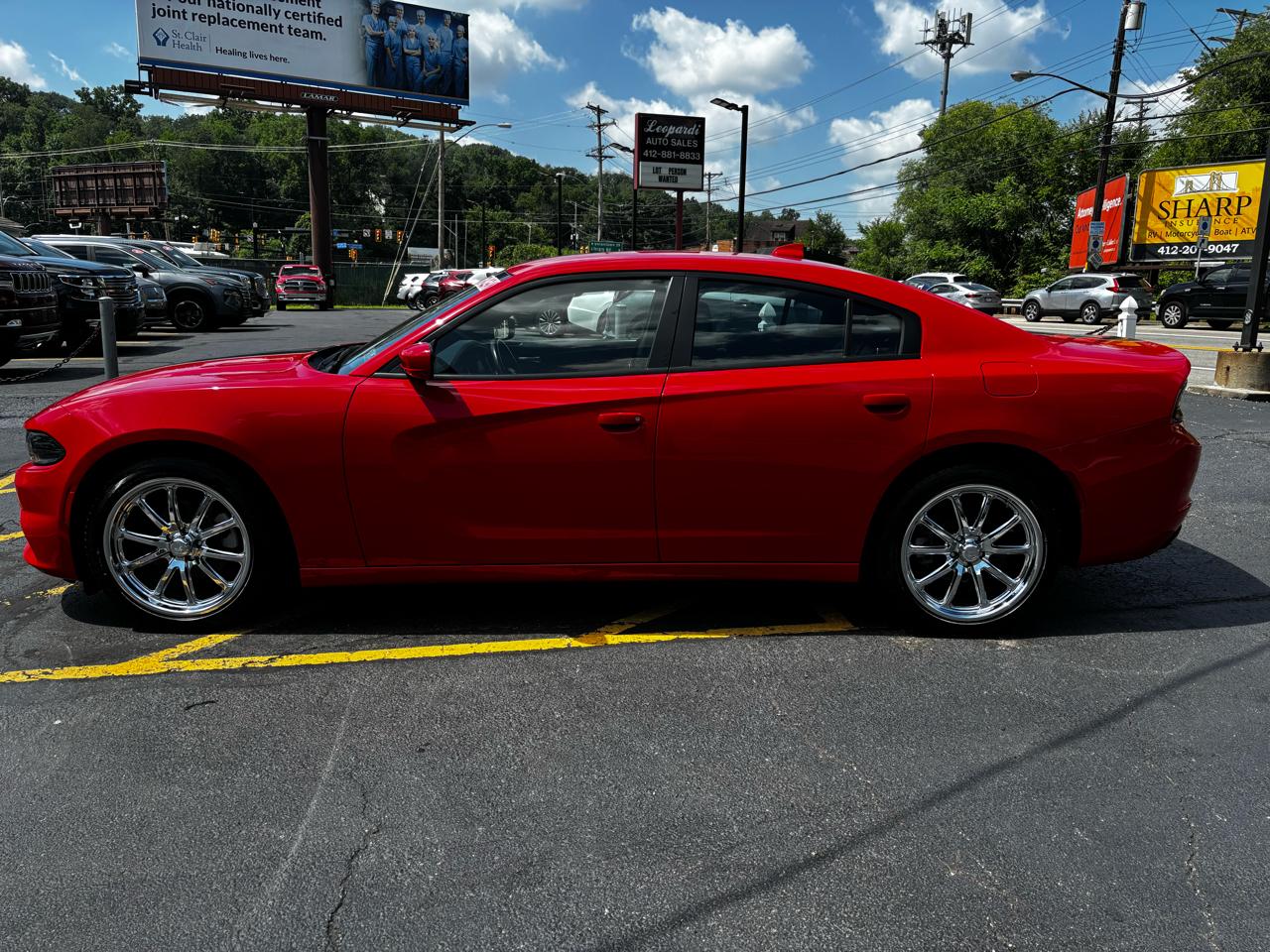Dodge Charger SXT RWD 2022