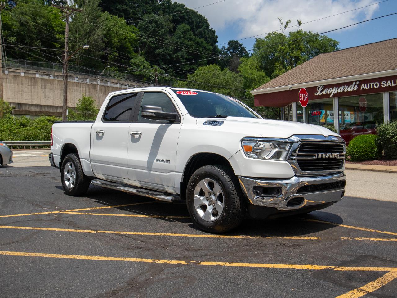 RAM 1500 Big Horn/Lone Star 4x4 Crew Cab 5'7" Box 2019
