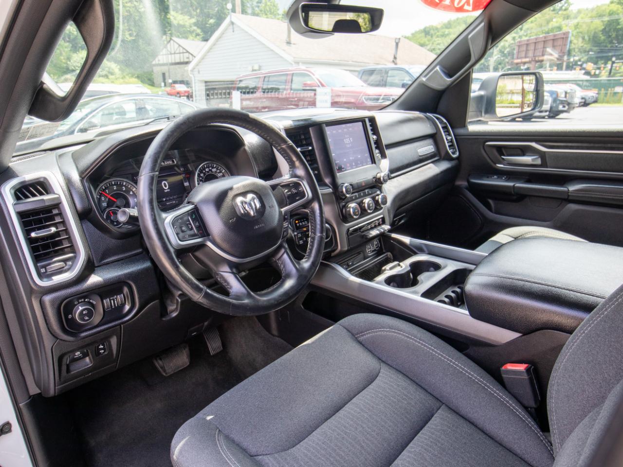 RAM 1500 Big Horn/Lone Star 4x4 Crew Cab 5'7" Box 2019