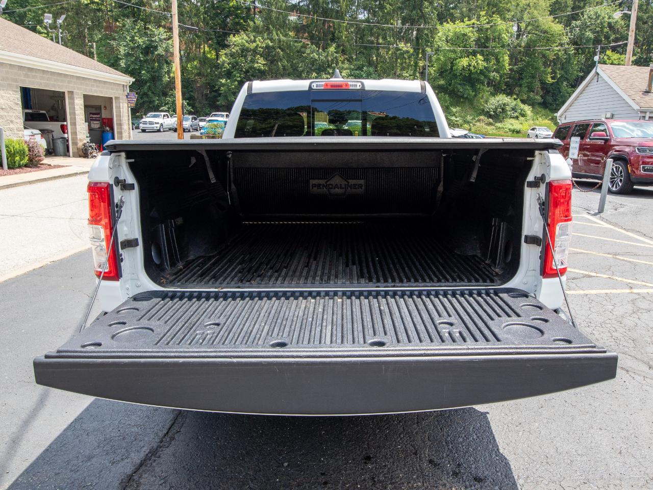 RAM 1500 Big Horn/Lone Star 4x4 Crew Cab 5'7" Box 2019