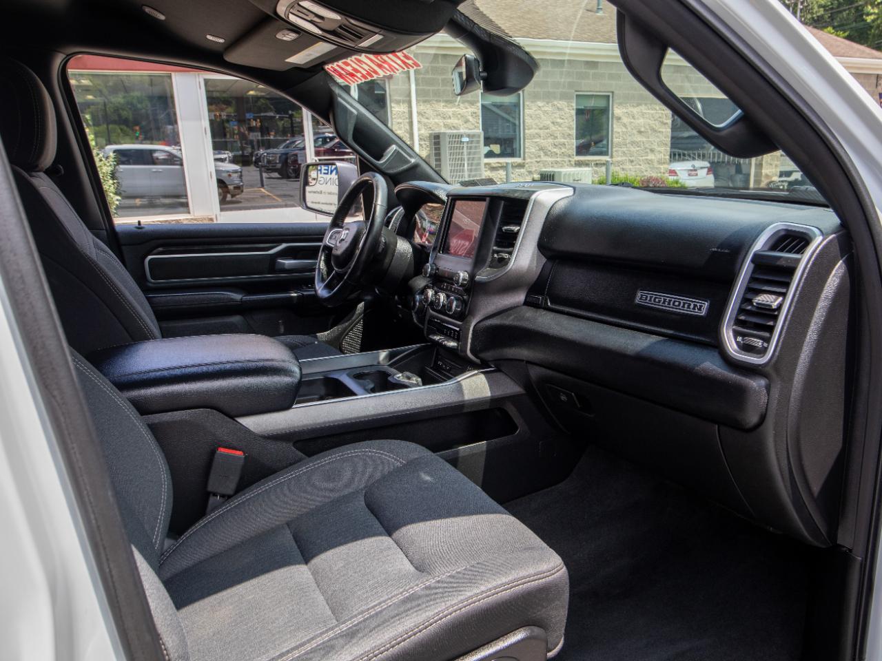 RAM 1500 Big Horn/Lone Star 4x4 Crew Cab 5'7" Box 2019
