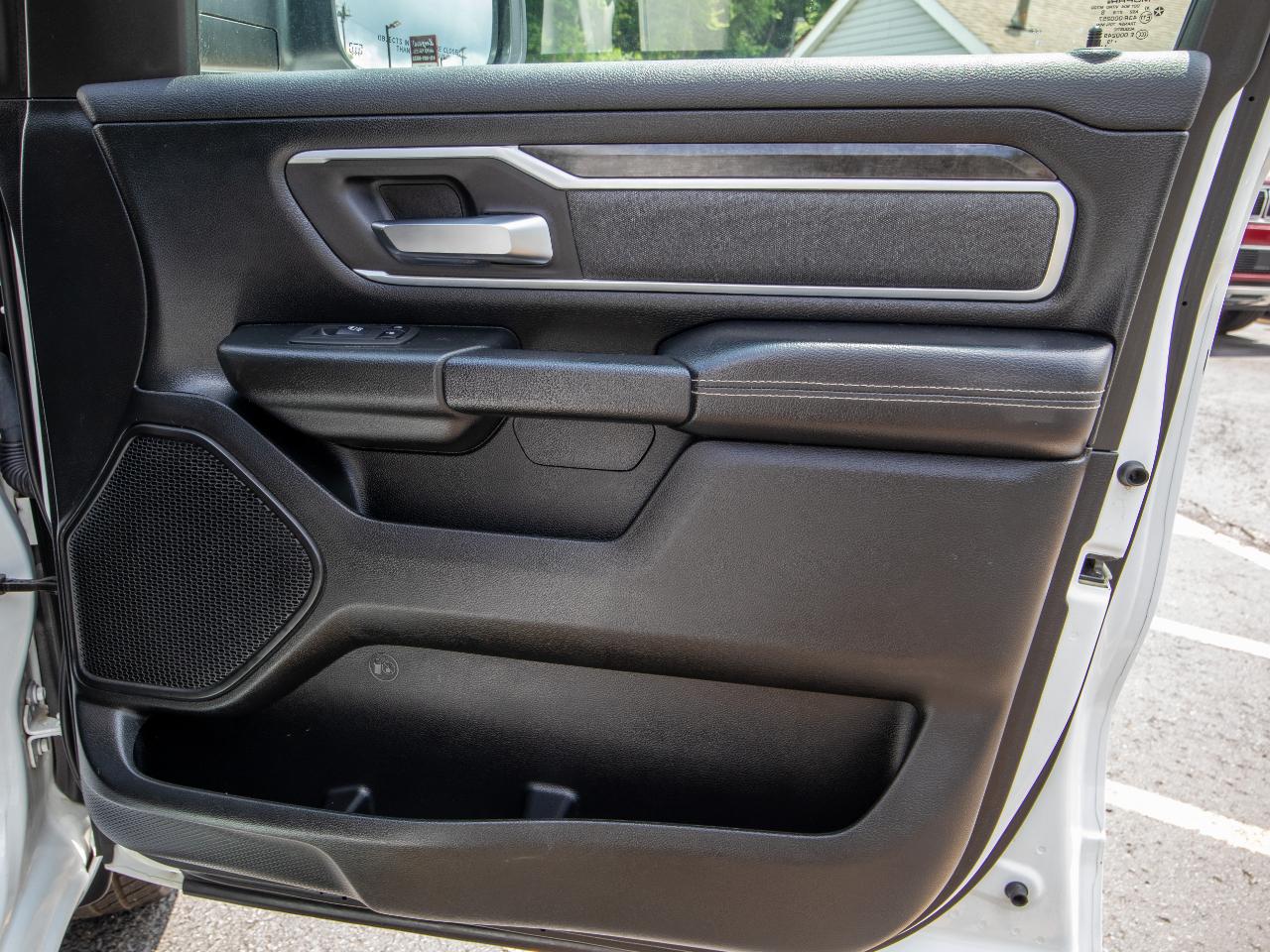 RAM 1500 Big Horn/Lone Star 4x4 Crew Cab 5'7" Box 2019