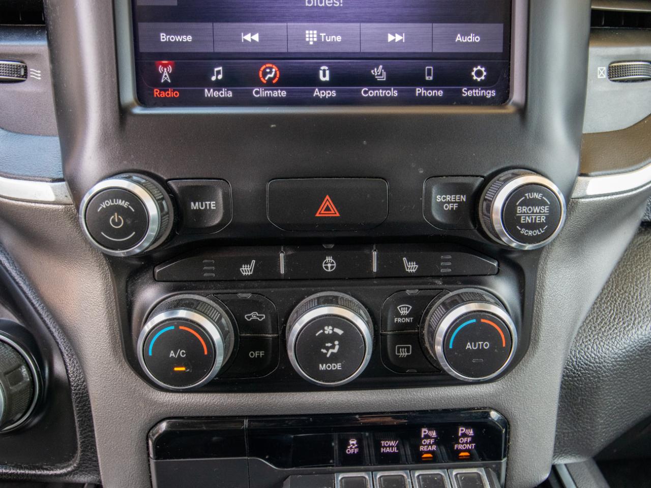 RAM 1500 Big Horn/Lone Star 4x4 Crew Cab 5'7" Box 2019