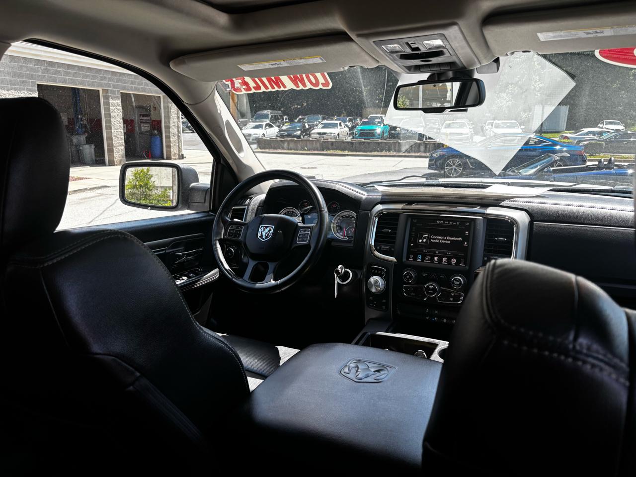 RAM 1500 4WD Crew Cab 149" Sport 2015