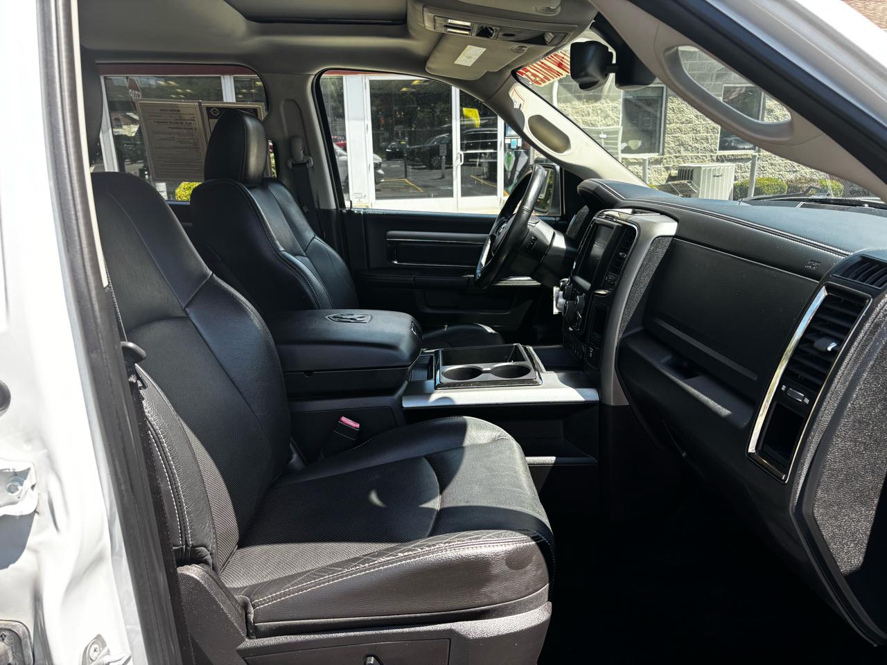 RAM 1500 4WD Crew Cab 149" Sport 2015