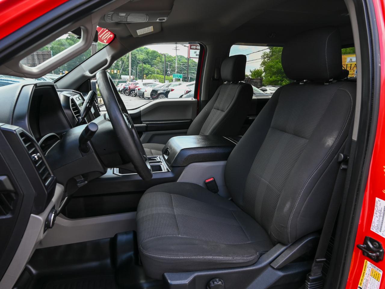 Ford F-150 STX SuperCrew 4WD 2017