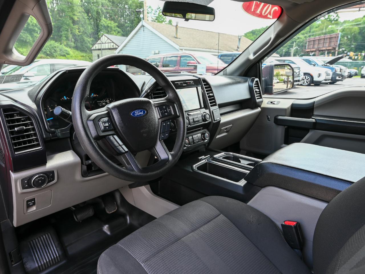 Ford F-150 STX SuperCrew 4WD 2017