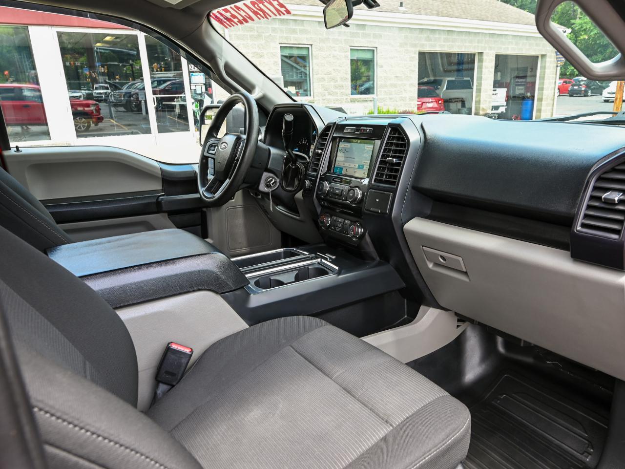 Ford F-150 STX SuperCrew 4WD 2017