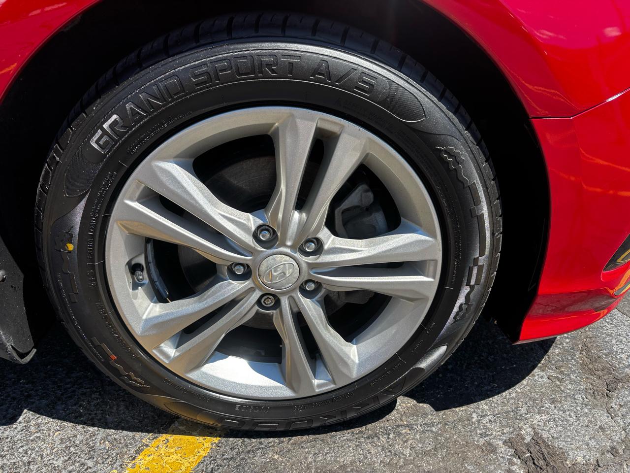 Hyundai Sonata Sport 2.4L 2019