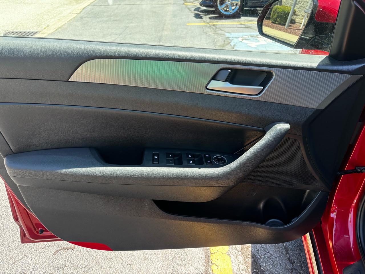 Hyundai Sonata Sport 2.4L 2019