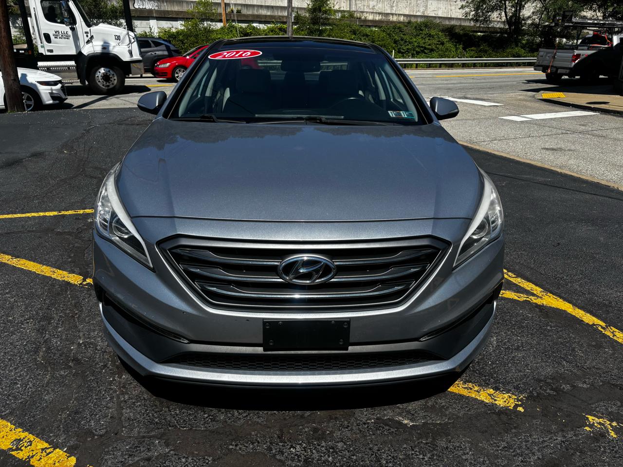 Hyundai Sonata 4dr Sdn 2.4L Limited PZEV 2016