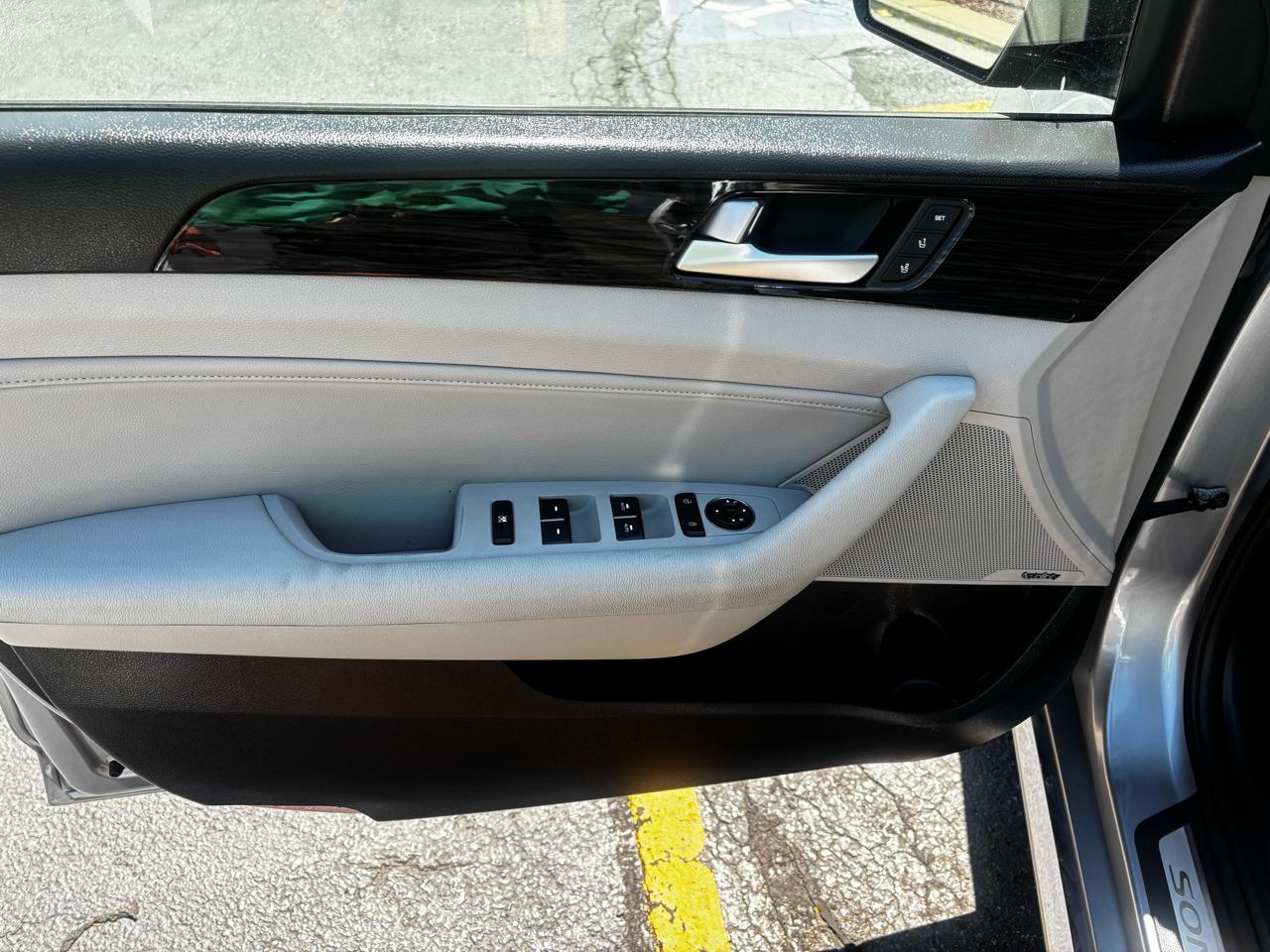 Hyundai Sonata 4dr Sdn 2.4L Limited PZEV 2016