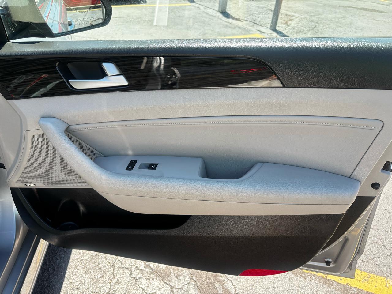 Hyundai Sonata 4dr Sdn 2.4L Limited PZEV 2016