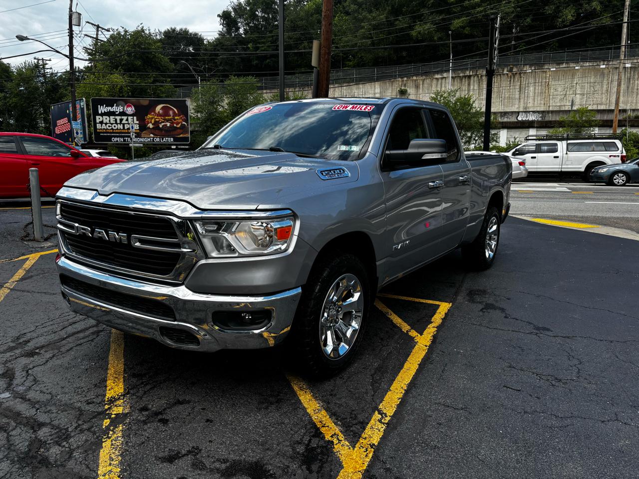 RAM 1500 Big Horn 4x4 Quad Cab 6'4" Box 2020