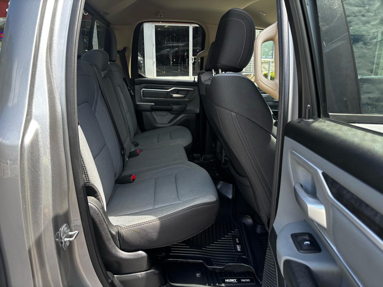 RAM 1500 Big Horn 4x4 Quad Cab 6'4" Box 2020