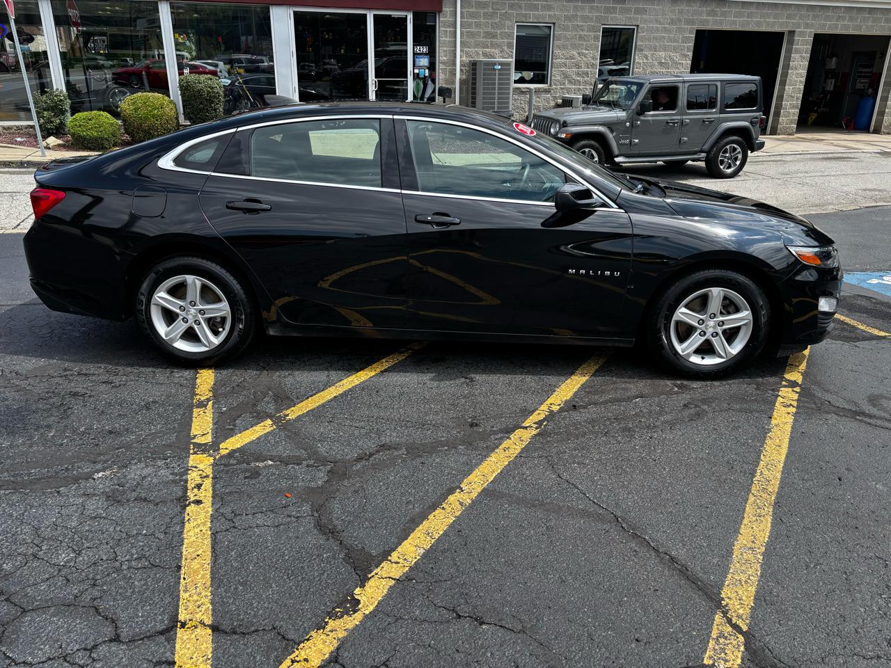Chevrolet Malibu 4dr Sdn LS w/1FL 2020