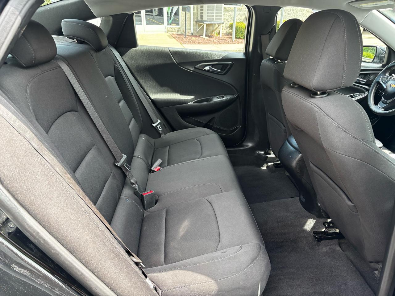 Chevrolet Malibu 4dr Sdn LS w/1FL 2020