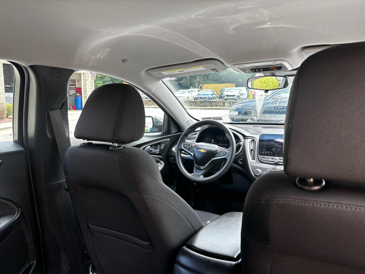 Chevrolet Malibu 4dr Sdn LS w/1FL 2020