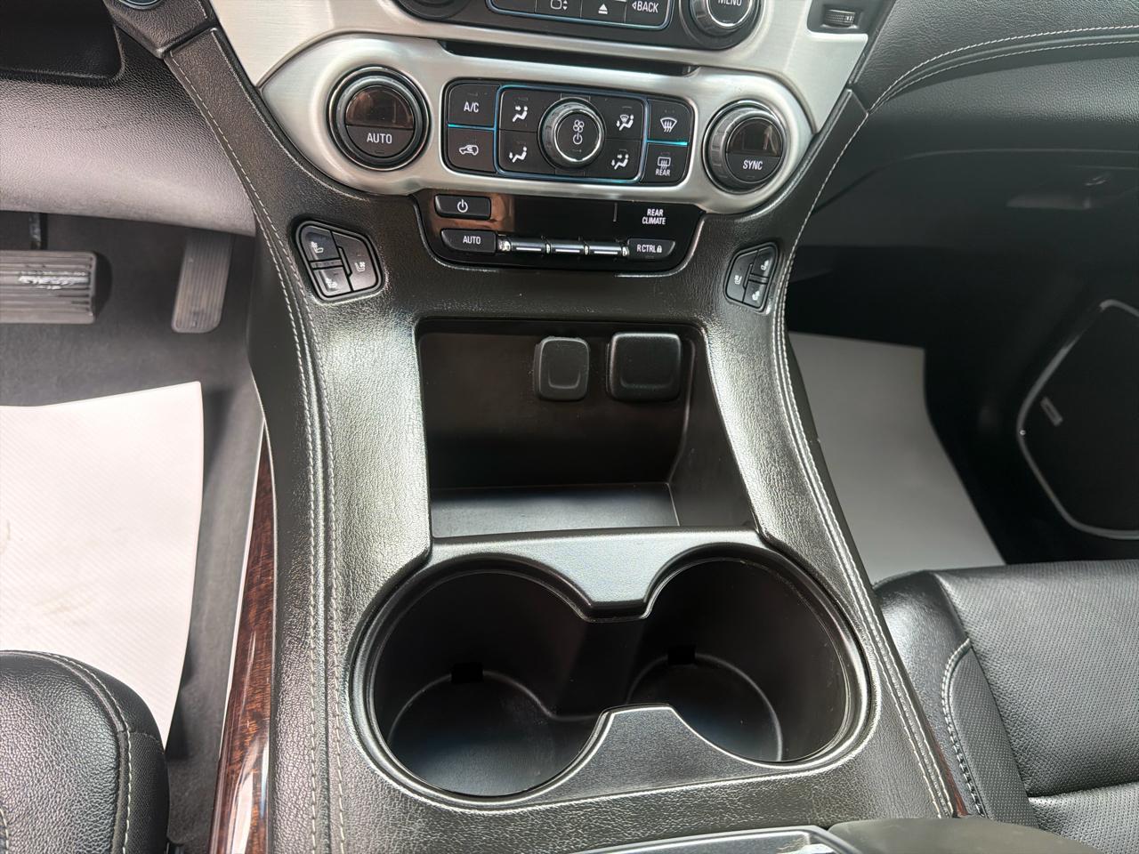 GMC Yukon 4WD 4dr SLT 2019