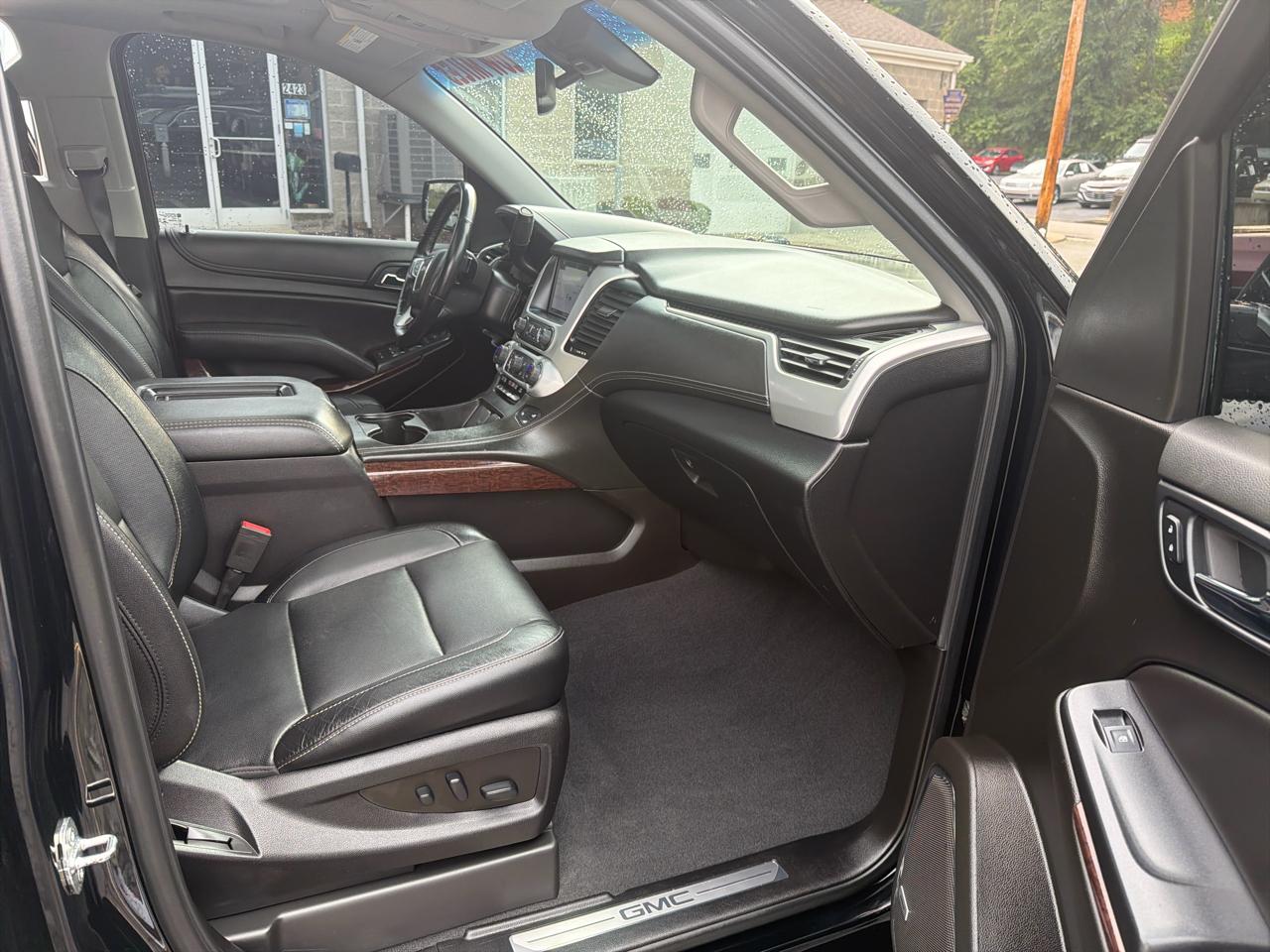 GMC Yukon 4WD 4dr SLT 2019