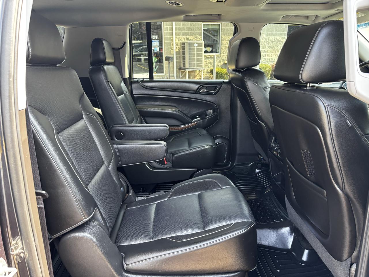 Chevrolet Suburban 4WD 4dr 1500 LTZ 2016