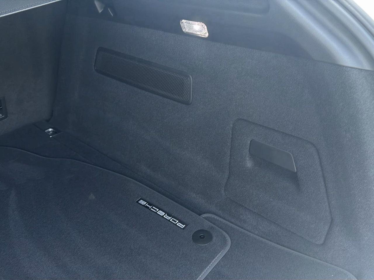 Porsche Cayenne AWD 2026