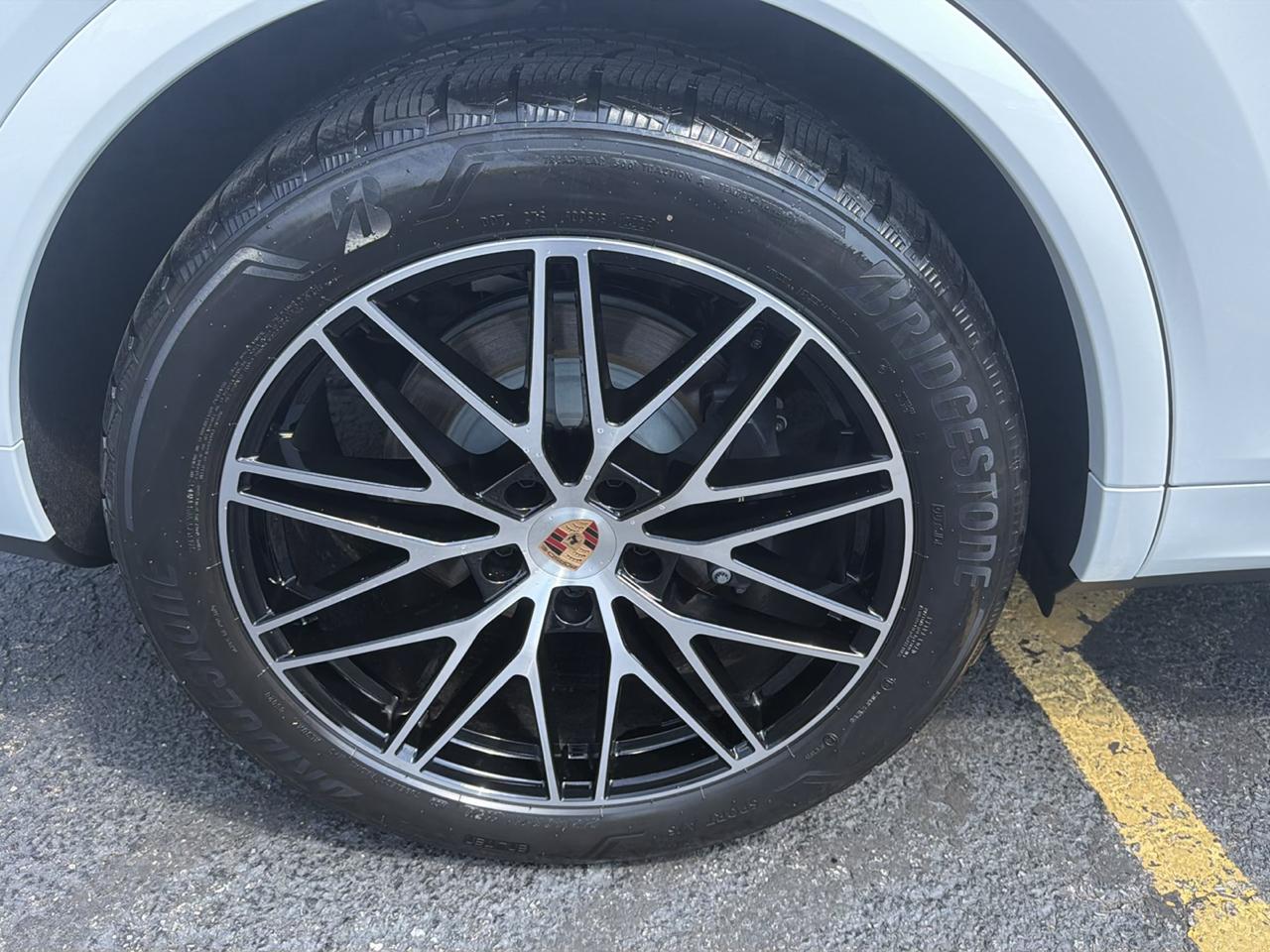 Porsche Cayenne AWD 2026