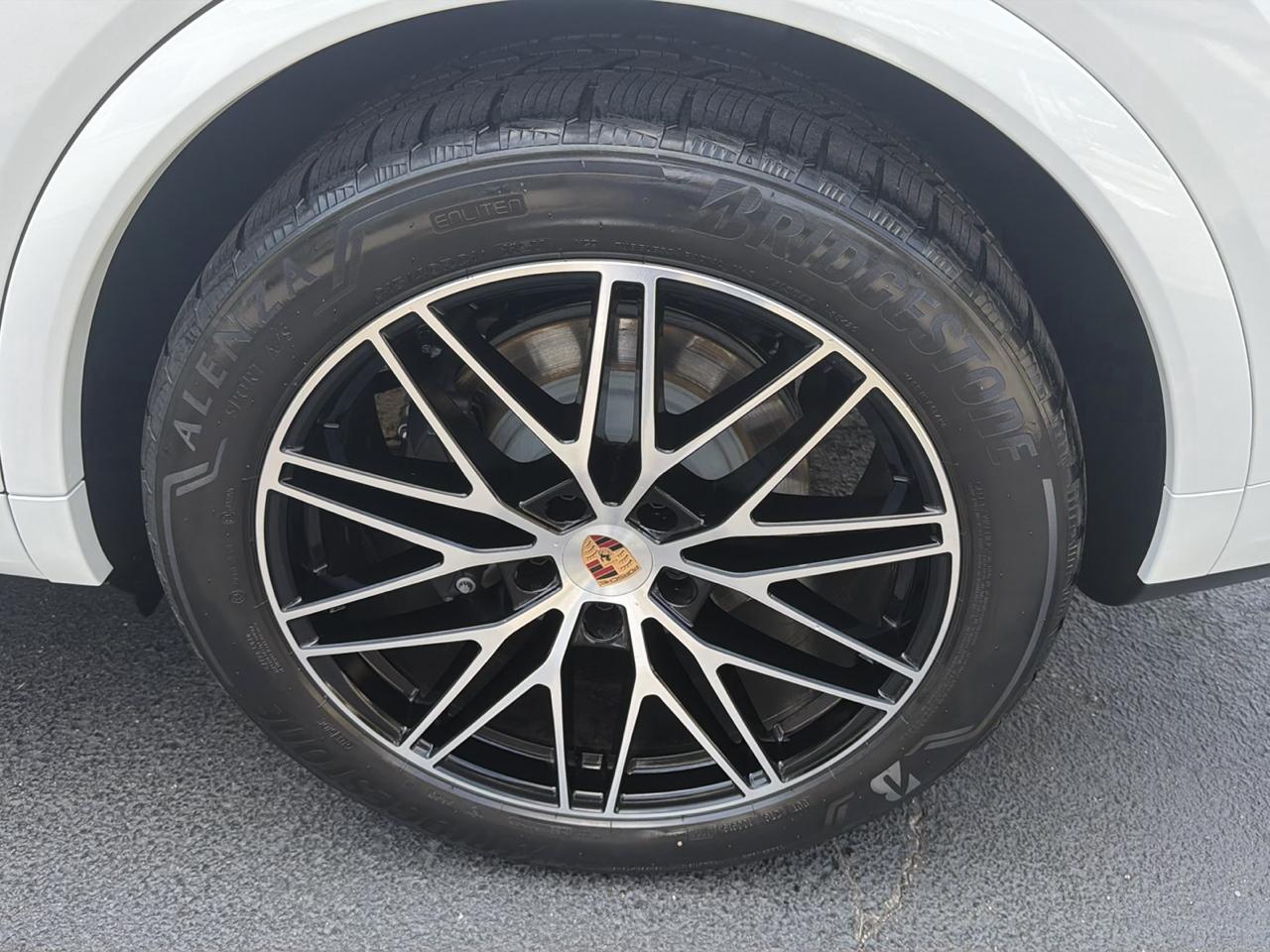 Porsche Cayenne AWD 2026