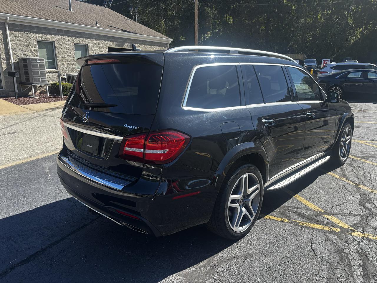 Mercedes-Benz GLS GLS 550 4MATIC SUV 2017