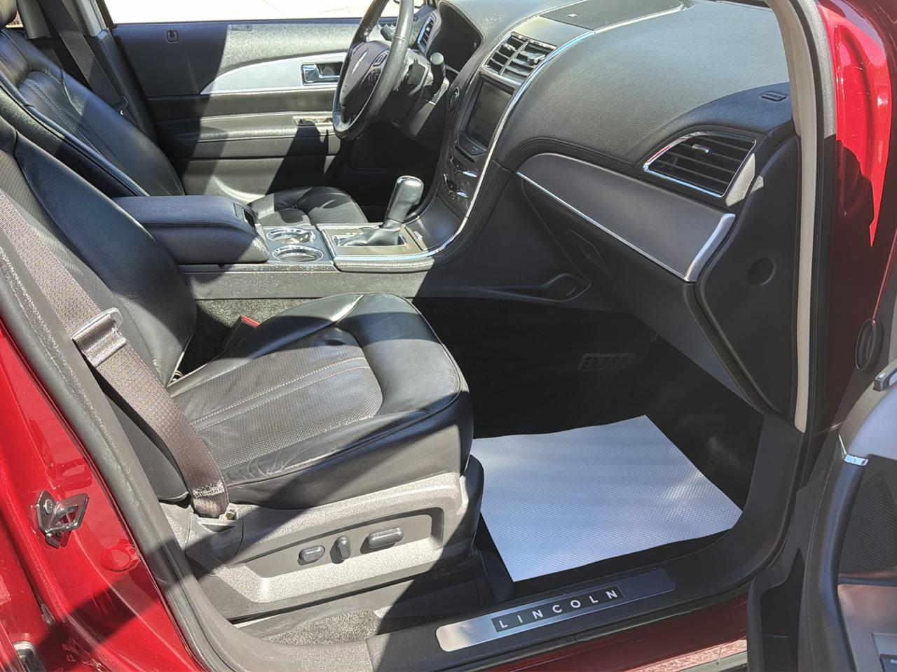 Lincoln MKX AWD 4dr 2013