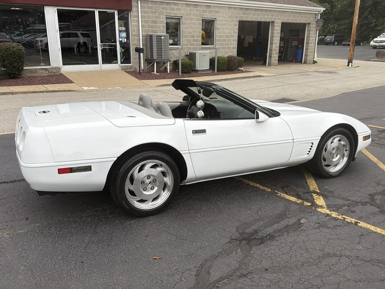 Chevrolet Corvette 2dr Convertible 1996