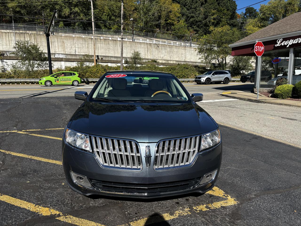 Lincoln MKZ 4dr Sdn FWD 2012