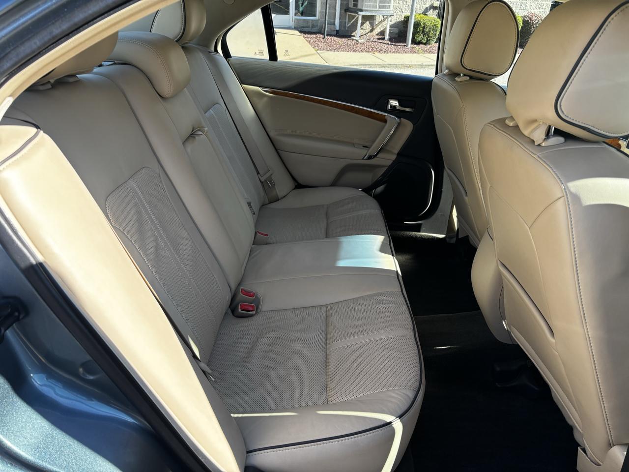 Lincoln MKZ 4dr Sdn FWD 2012