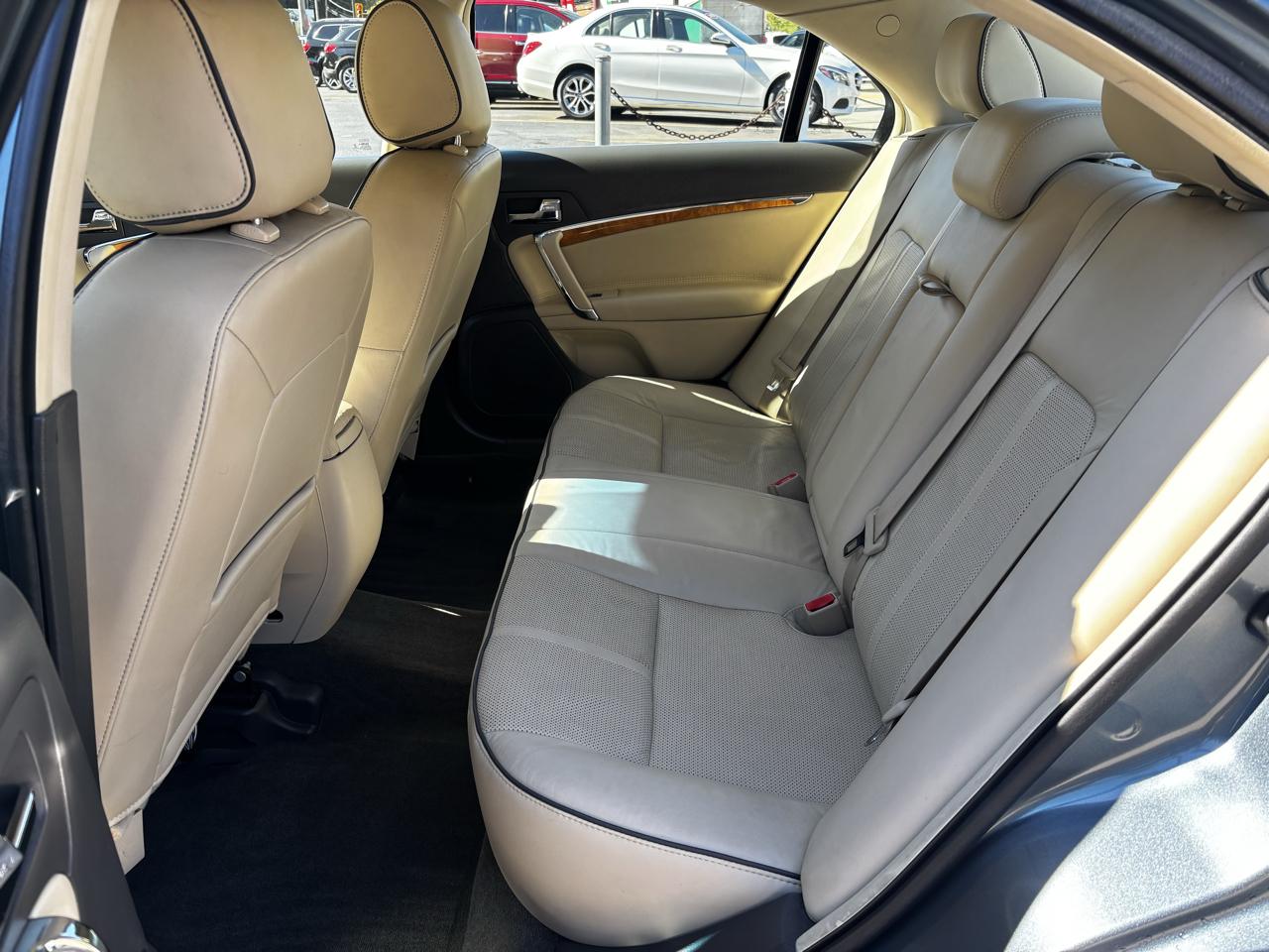 Lincoln MKZ 4dr Sdn FWD 2012
