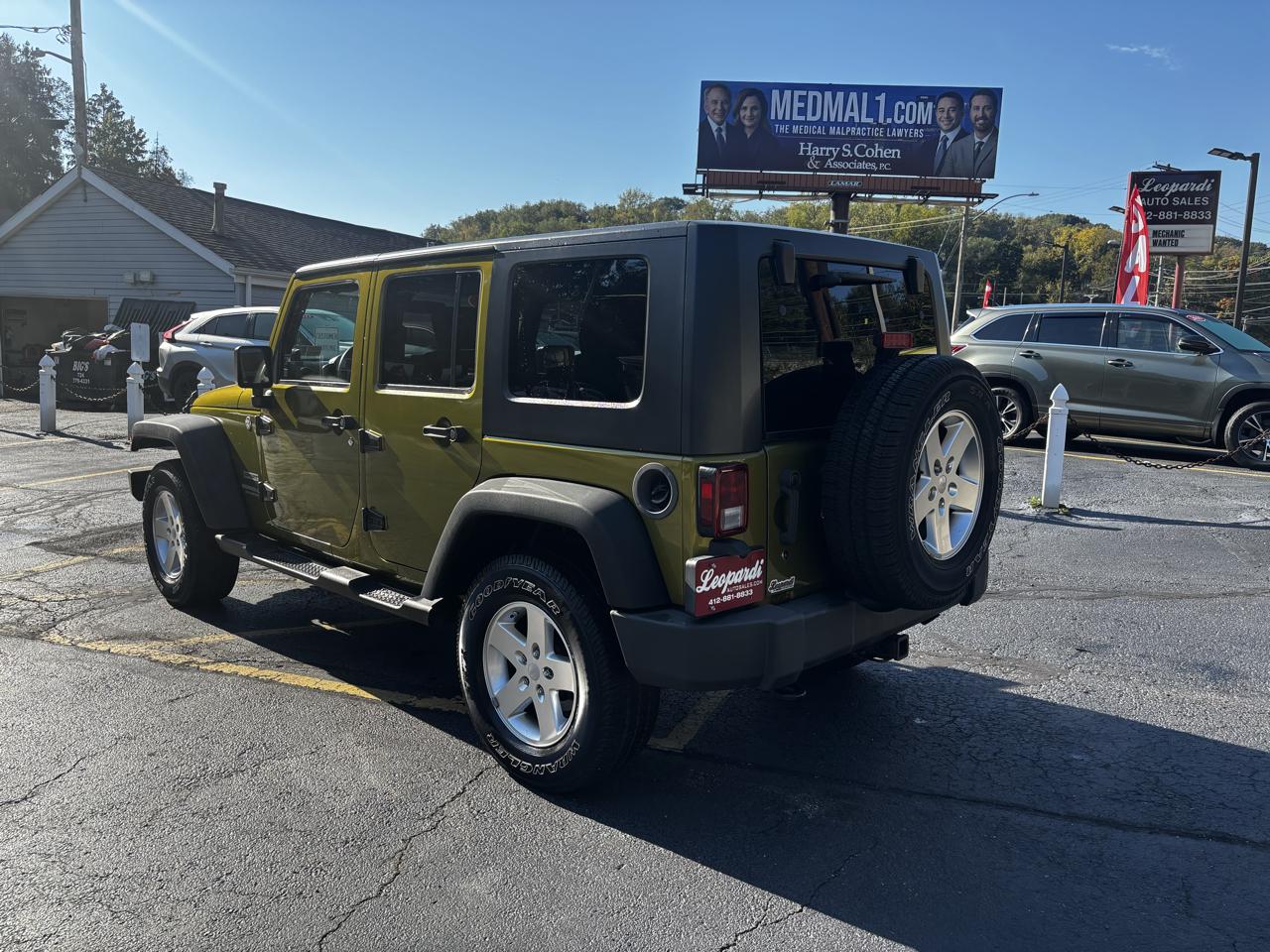 Jeep Wrangler Unlimited 4WD 4dr Sport 2010