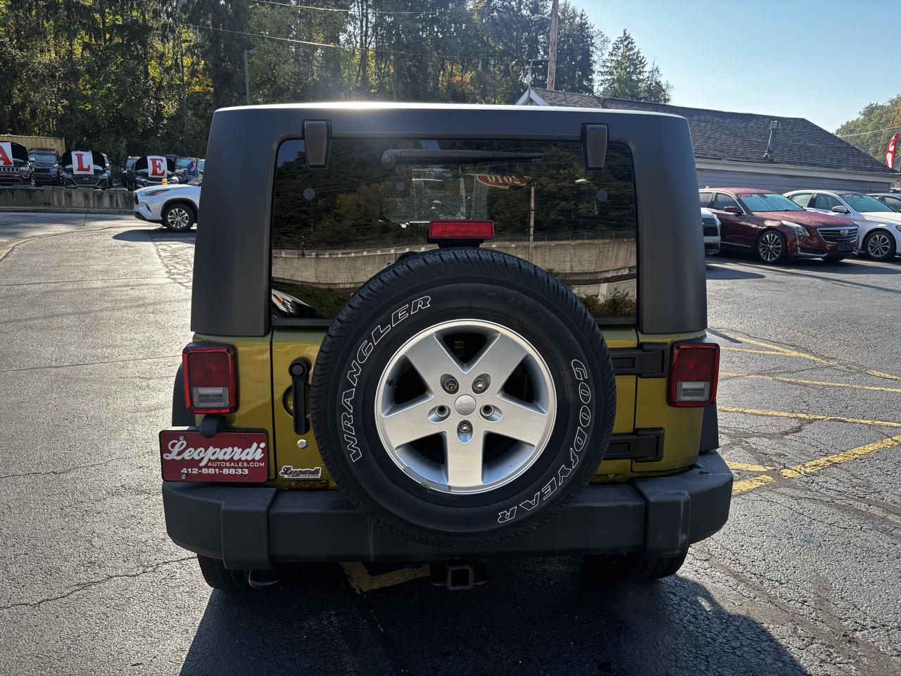 Jeep Wrangler Unlimited 4WD 4dr Sport 2010