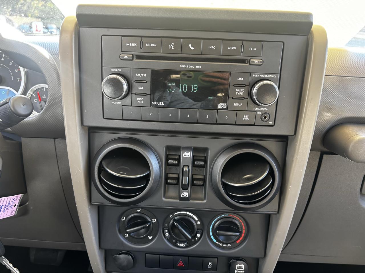 Jeep Wrangler Unlimited 4WD 4dr Sport 2010