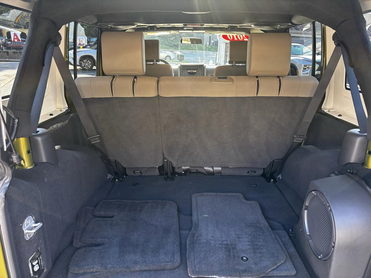 Jeep Wrangler Unlimited 4WD 4dr Sport 2010